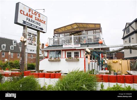 Flo's clam shack newport - Flo's Clam Shack is located in Newport County of Rhode Island state. On the street of Wave Avenue and street number is 4. To communicate or ask something with the place, the Phone number is (401) 847-8141. …